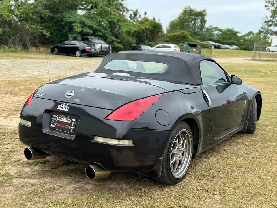 2004 Nissan 350Z 5th Gen - Image 3 of 13