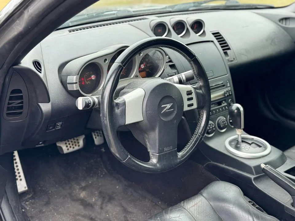 2004 Nissan 350Z 5th Gen - Image 10 of 13