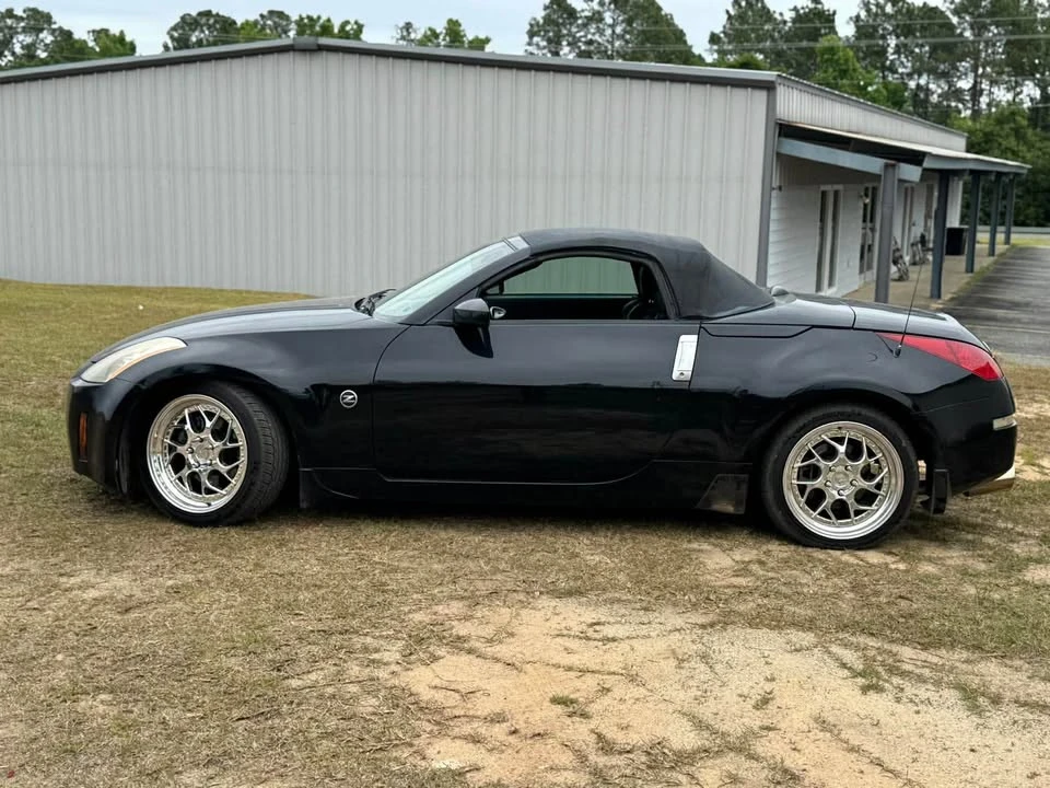 2004 Nissan 350Z 5th Gen - Image 6 of 13