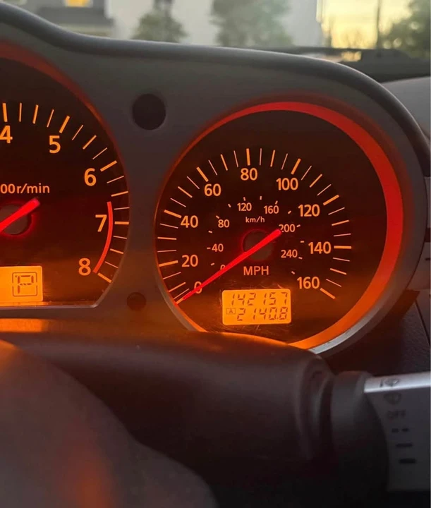 2004 Nissan 350Z 5th Gen - Image 8 of 17