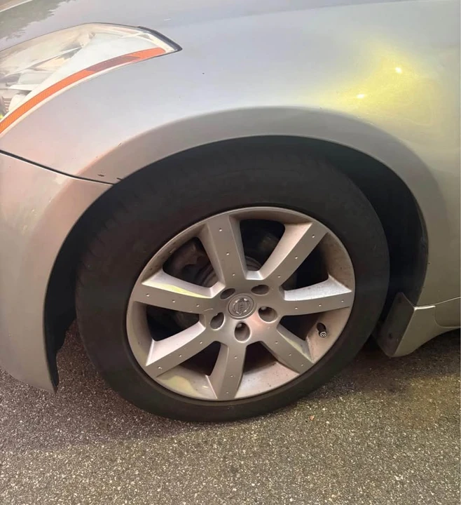 2004 Nissan 350Z 5th Gen - Image 9 of 17