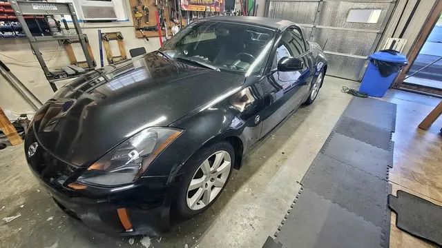 2004 Nissan 350Z Touring Roadster 2D