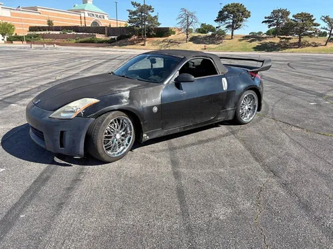 2004 Nissan 350Z Touring Roadster 2D
