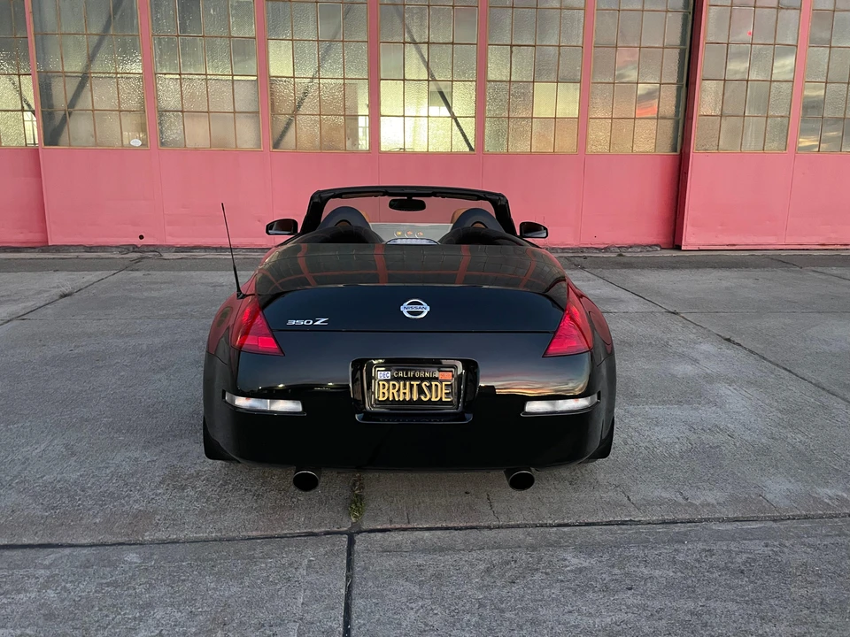 2004 Nissan 350Z 5th Gen - Image 12 of 31