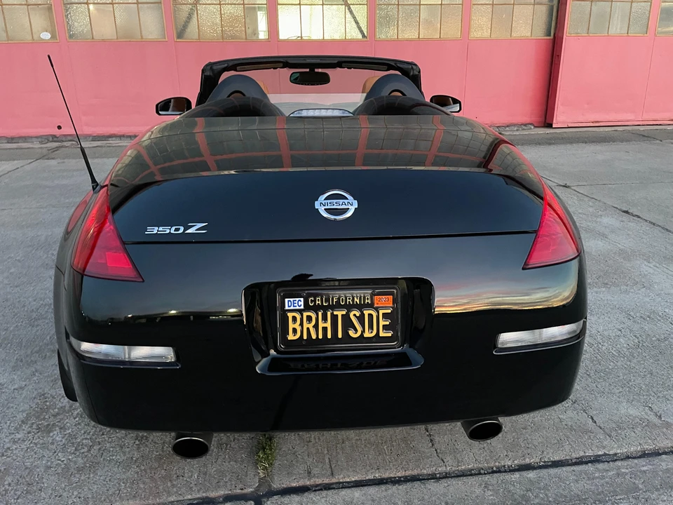 2004 Nissan 350Z 5th Gen - Image 13 of 31