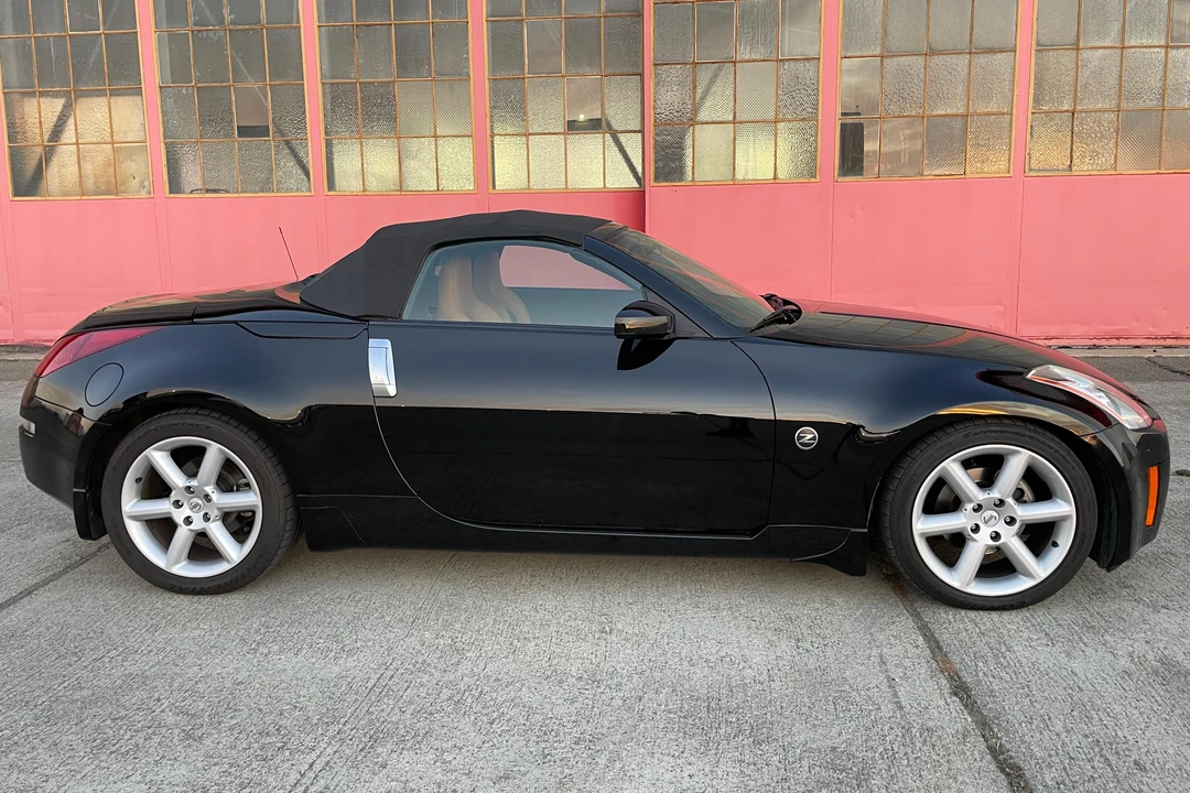 2004 Nissan 350Z 5th Gen - Image 3 of 31