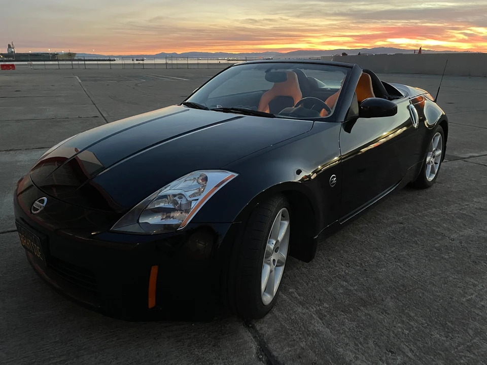 2004 Nissan 350Z 5th Gen - Image 9 of 31