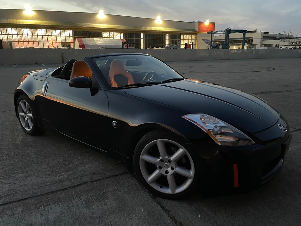 2004 Nissan 350Z 5th Gen - Image 19 of 31