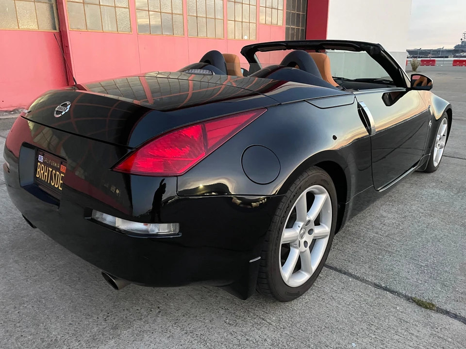 2004 Nissan 350Z 5th Gen - Image 15 of 31