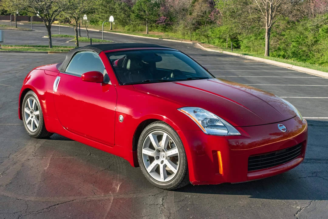 2004 Nissan 350Z 5th Gen - Image 16 of 31