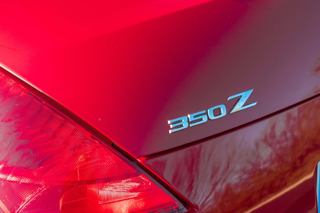 2004 Nissan 350Z 5th Gen - Image 23 of 31