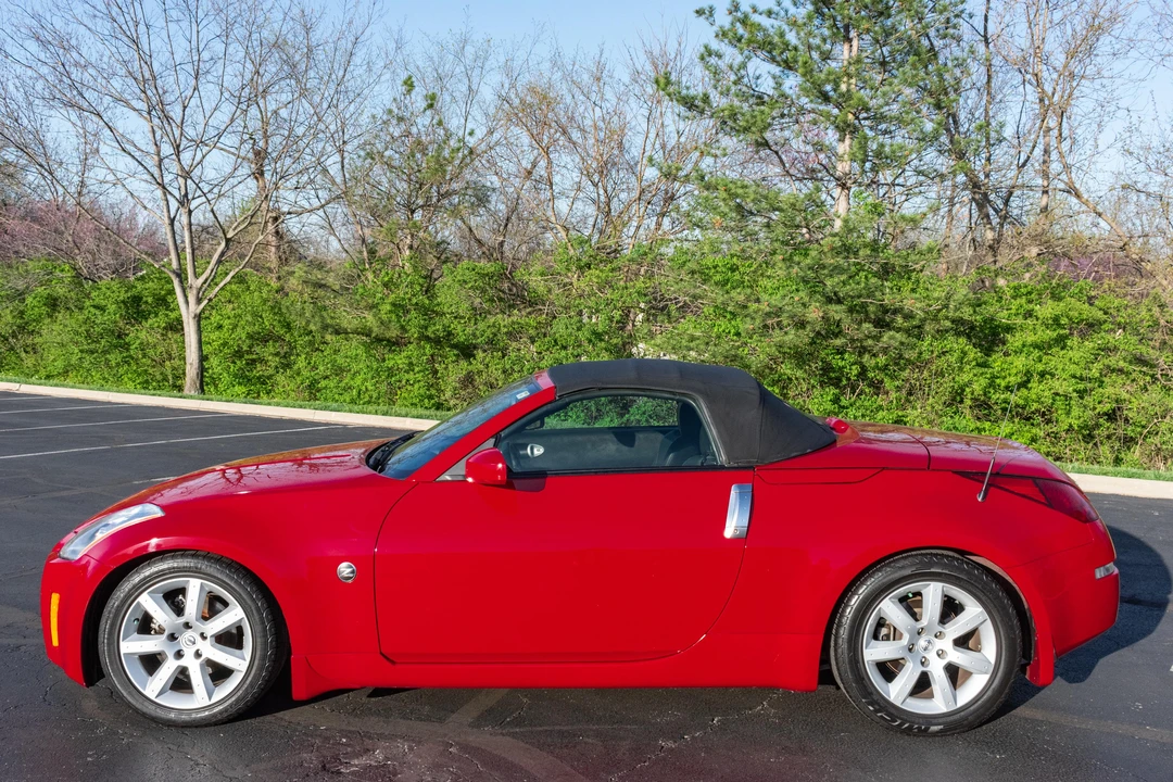 2004 Nissan 350Z 5th Gen - Image 11 of 31