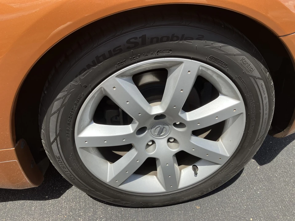 2004 Nissan Z - Image 22 of 31