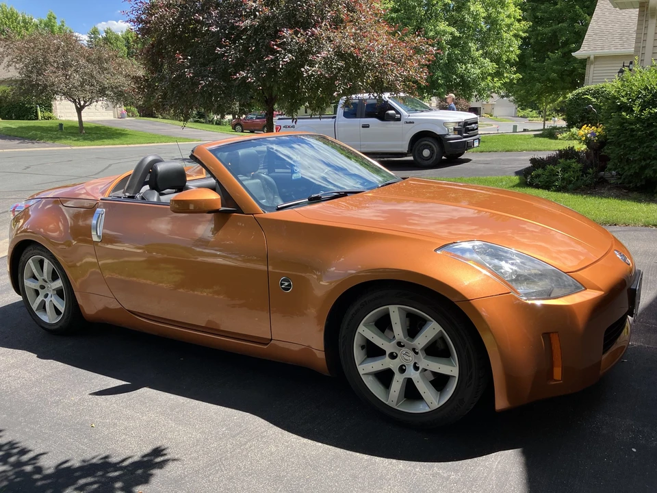 2004 Nissan Z - Image 6 of 31