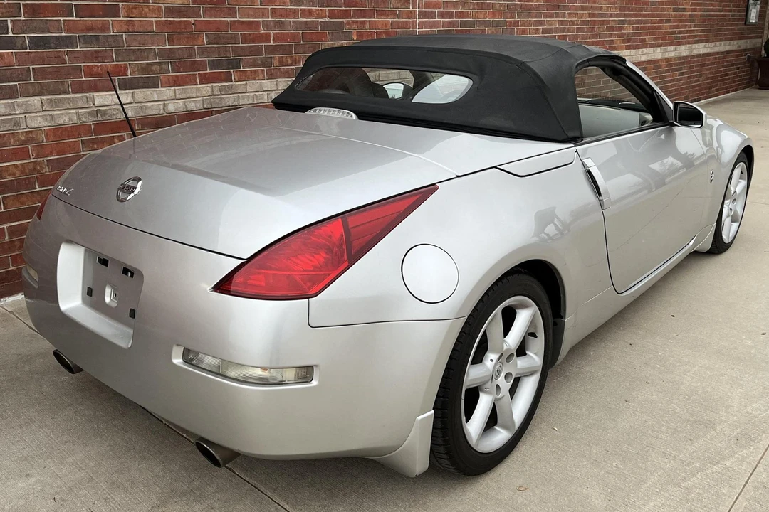 2004 Nissan 350Z 5th Gen - Image 4 of 31