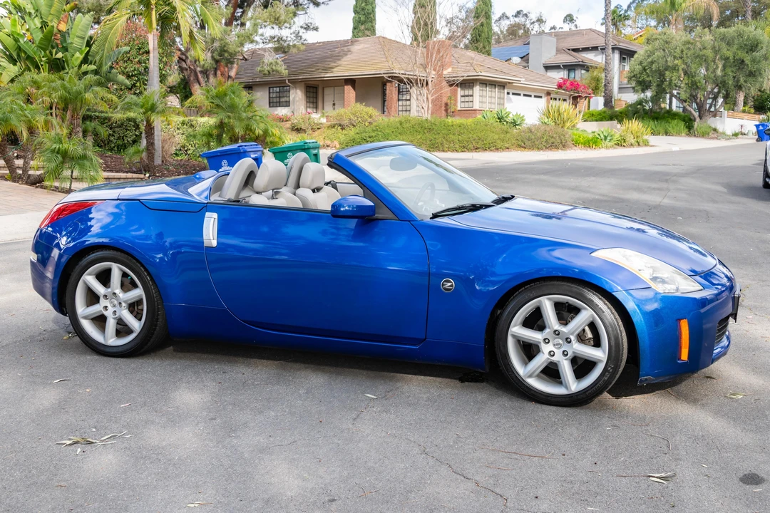2004 Nissan 350Z 5th Gen - Image 11 of 31