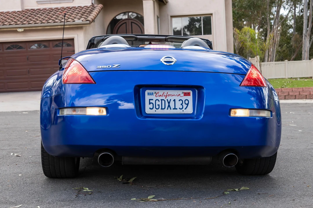 2004 Nissan 350Z 5th Gen - Image 9 of 31