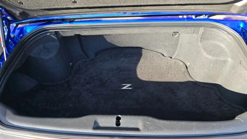2004 Nissan 350Z 5th Gen - Image 17 of 17