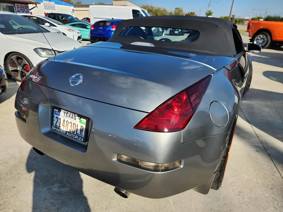 2004 Nissan 350Z 5th Gen - Image 9 of 20