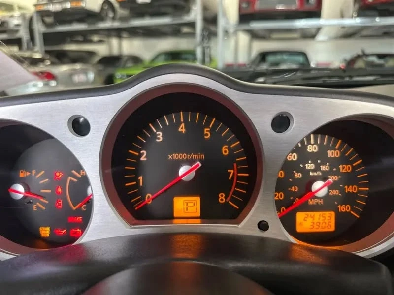 2004 Nissan 350Z 5th Gen - Image 6 of 18