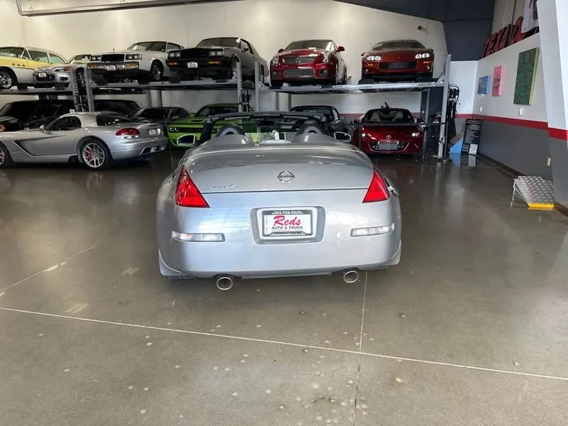 2004 Nissan 350Z 5th Gen - Image 4 of 18