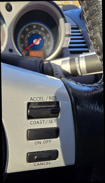 2004 Nissan 350Z 5th Gen - Image 12 of 17