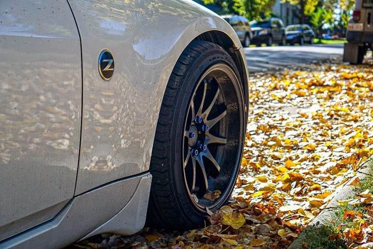 2004 Nissan 350Z 5th Gen - Image 2 of 4