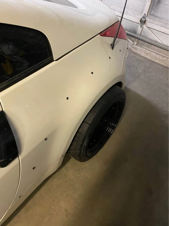 2004 Nissan 350Z 5th Gen - Image 4 of 4