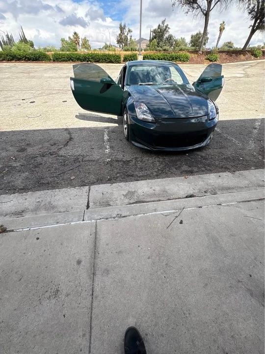 2004 Nissan 350Z 5th Gen - Image 5 of 10