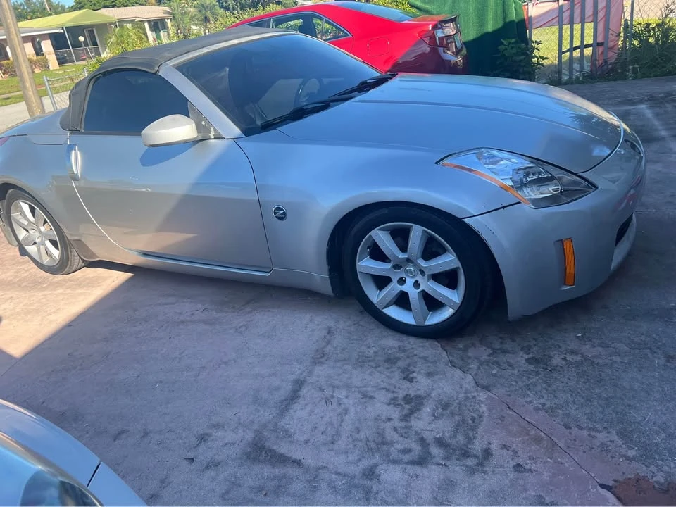 2004 Nissan 350Z 5th Gen - Image 4 of 6
