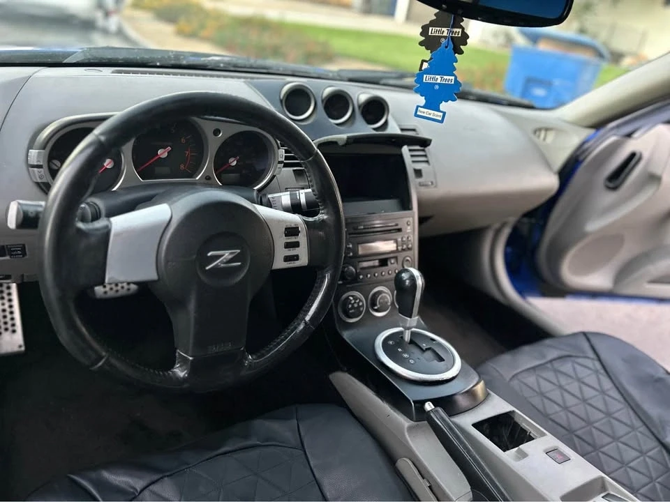 2004 Nissan 350Z 5th Gen - Image 12 of 13