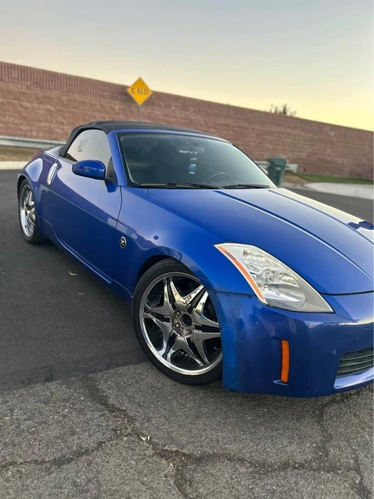2004 Nissan 350Z 5th Gen - Image 2 of 13