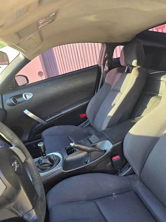 2004 Nissan 350Z 5th Gen - Image 10 of 12