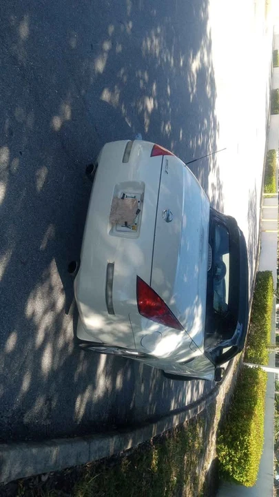 2004 Nissan 350Z 5th Gen - Image 4 of 5