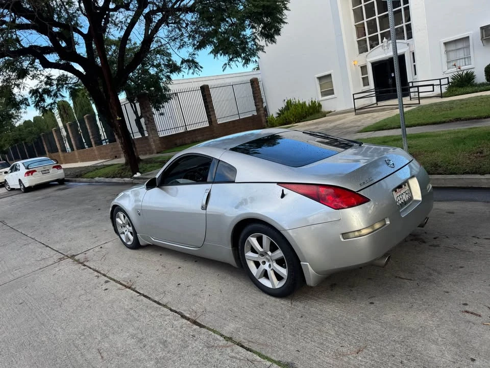 2004 Nissan 350Z 5th Gen - Image 5 of 9