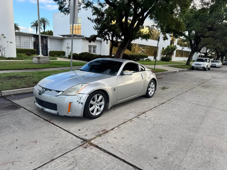 2004 Nissan 350Z 5th Gen - Image 2 of 9