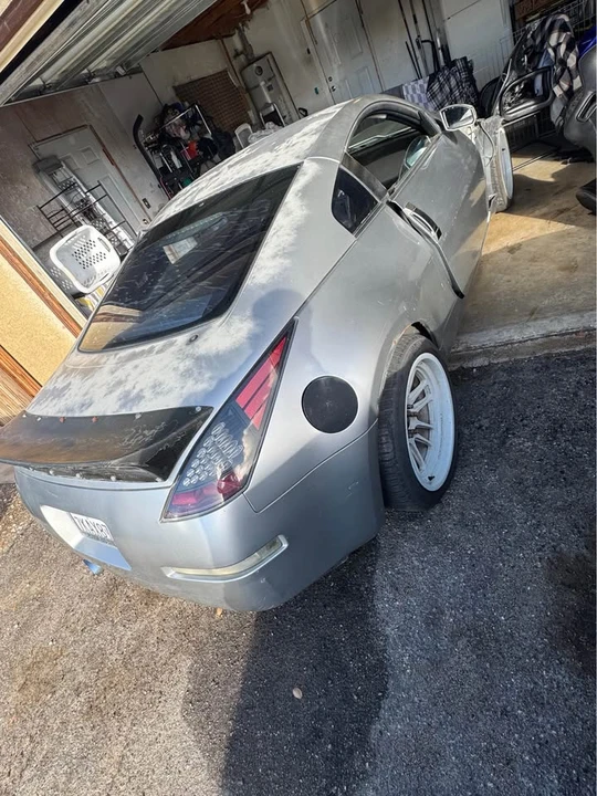 2004 Nissan 350Z 5th Gen - Image 2 of 5