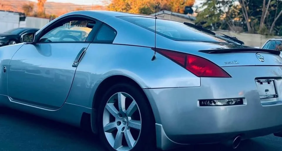 2004 Nissan 350Z 5th Gen - Image 4 of 10