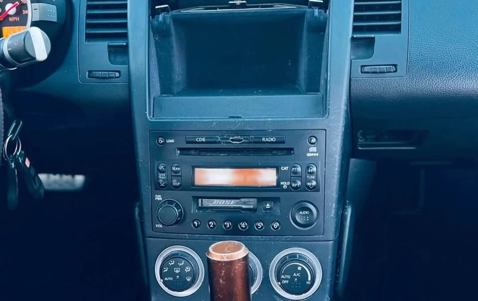 2004 Nissan 350Z 5th Gen - Image 8 of 10