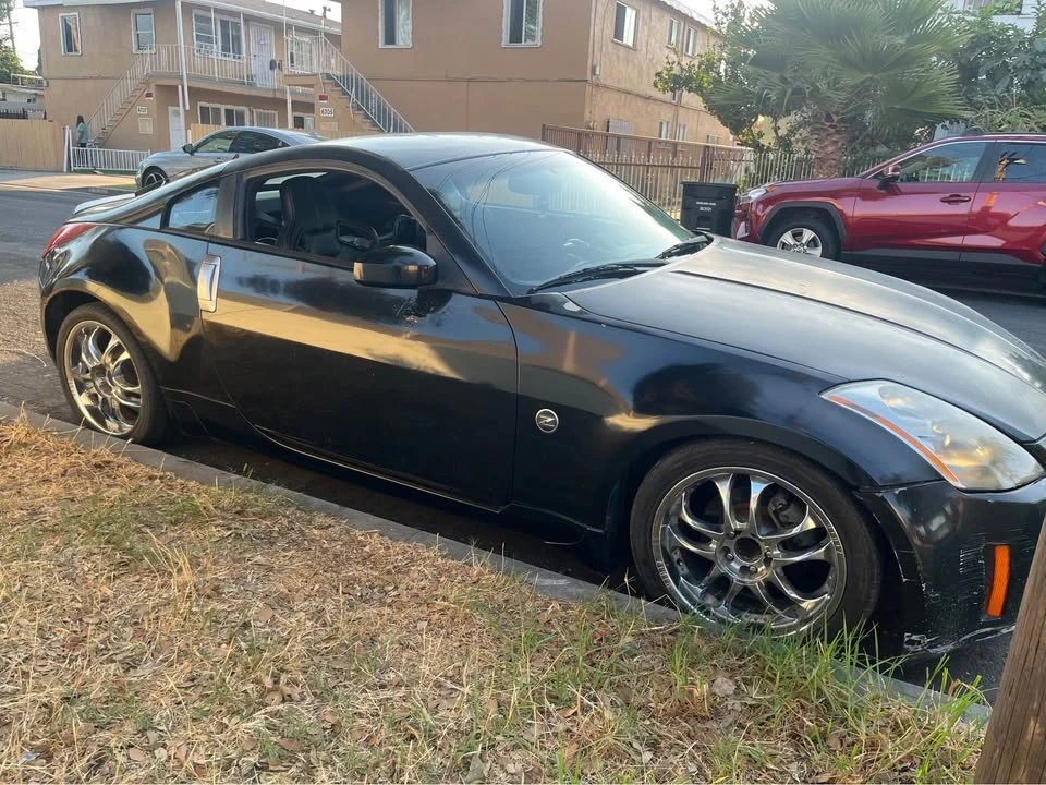 2004 Nissan 350Z 5th Gen - Image 2 of 14