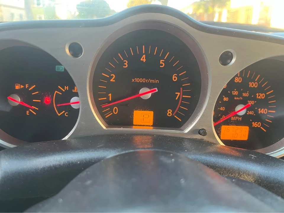 2004 Nissan 350Z 5th Gen - Image 13 of 14