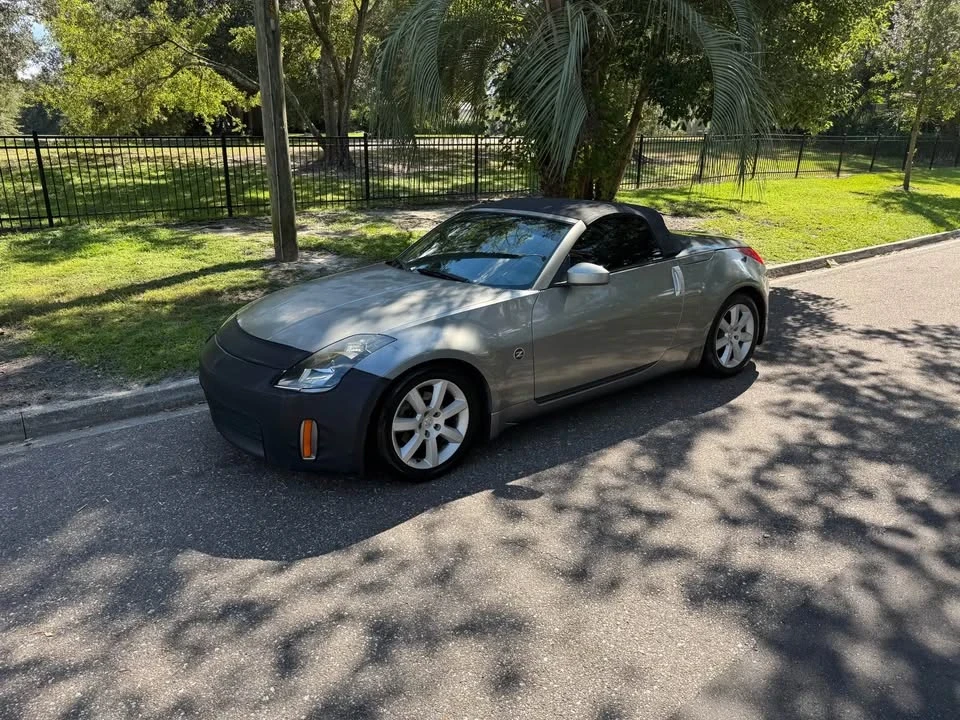 2004 Nissan 350Z 5th Gen - Image 12 of 13