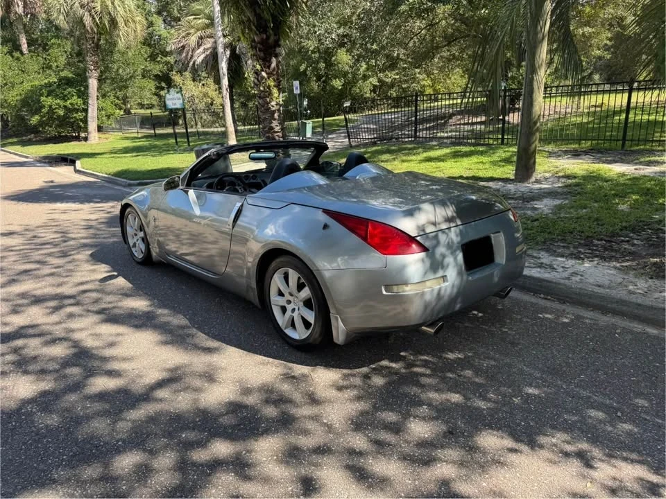 2004 Nissan 350Z 5th Gen - Image 2 of 13