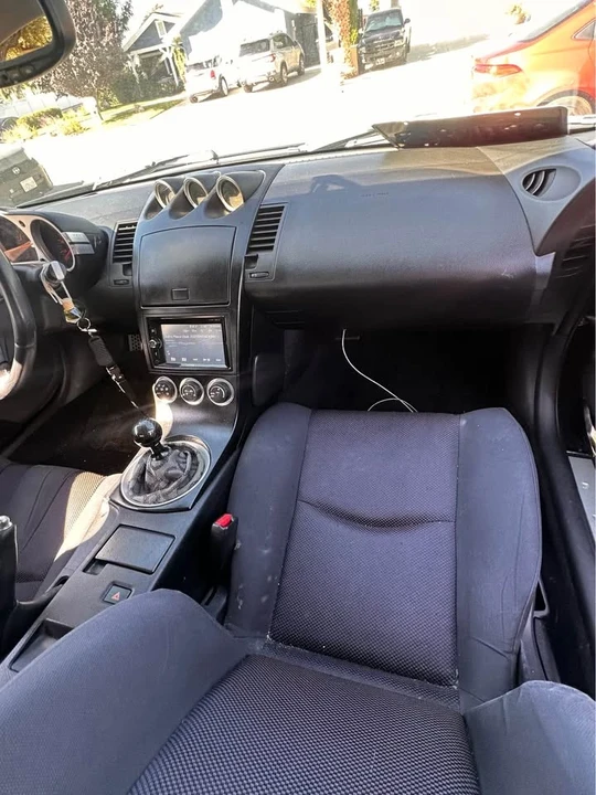 2004 Nissan 350Z 5th Gen - Image 12 of 14