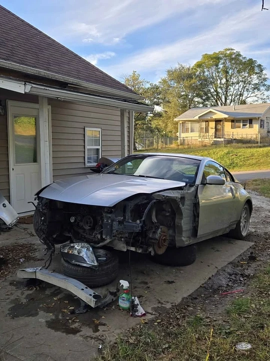 2004 Nissan 350Z 5th Gen - Image 17 of 17