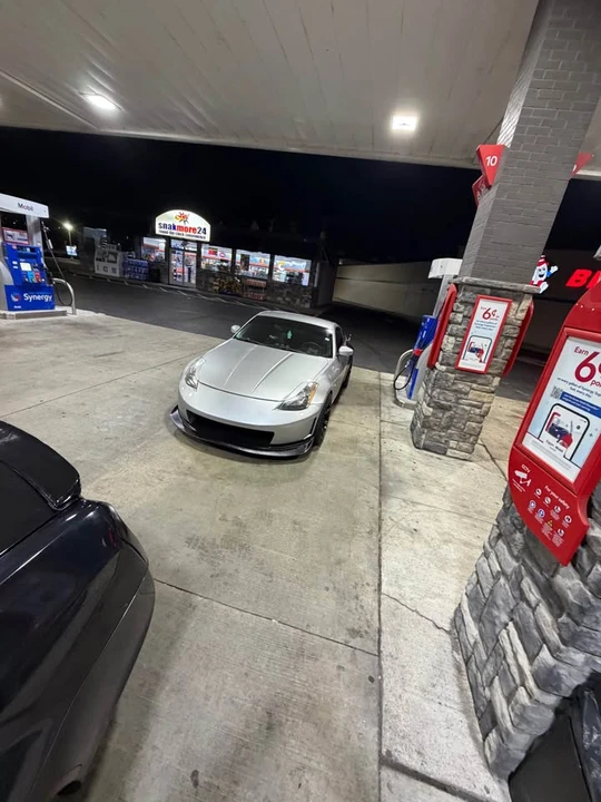 2004 Nissan 350Z 5th Gen - Image 2 of 4
