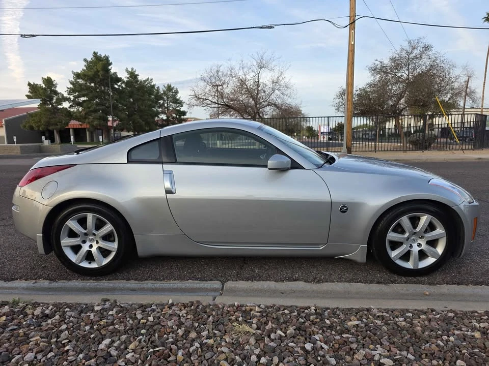 2004 Nissan 350Z 5th Gen - Image 9 of 21