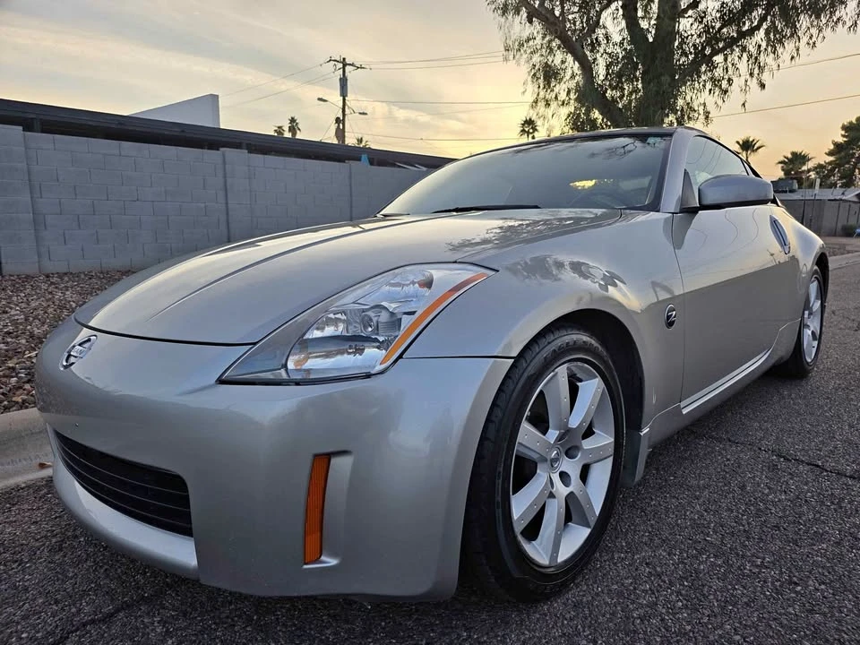 2004 Nissan 350Z 5th Gen - Image 2 of 21
