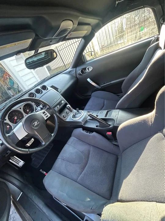 2004 Nissan 350Z 5th Gen - Image 5 of 11