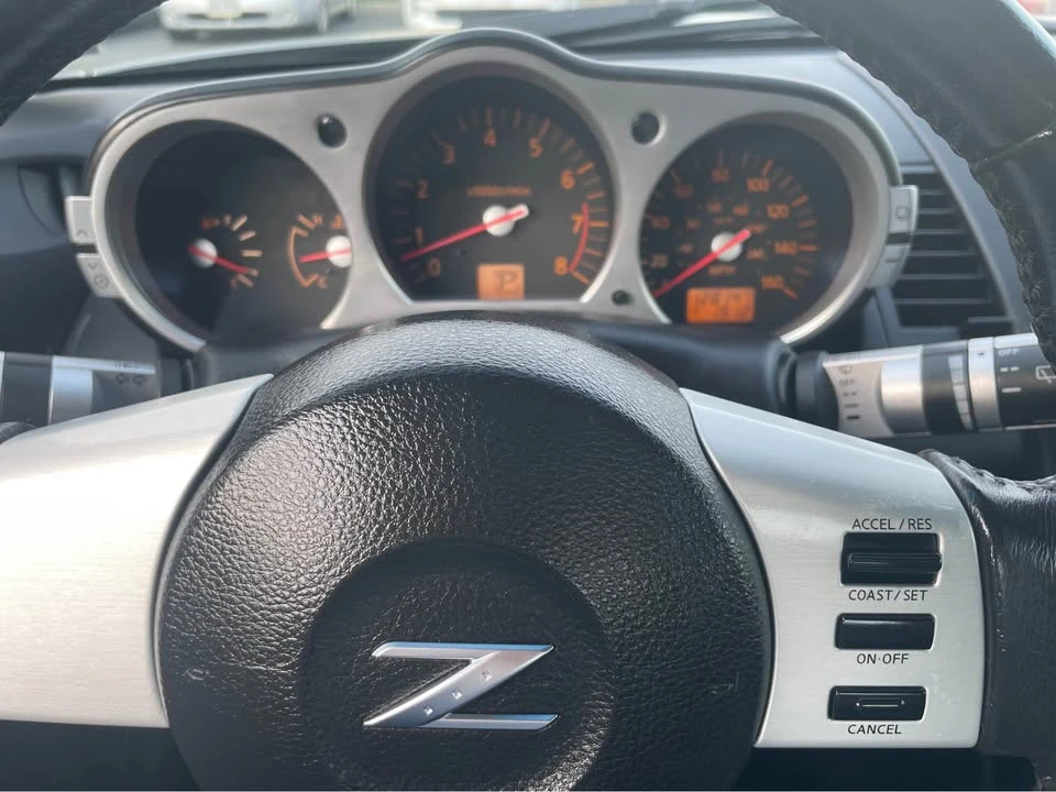 2004 Nissan 350Z 5th Gen - Image 9 of 14